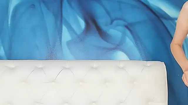 SkinnyDolly online show from 10-07-25, 02:12