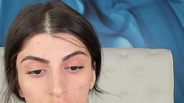 SkinnyDolly online show from 10-06-25, 02:02