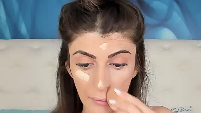 SkinnyDolly online show from 09-30-25, 02:06