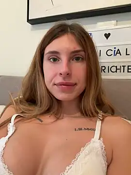 emma05 online show from 02-13-26, 07:08