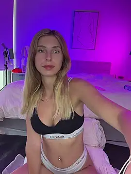 emma05 online show from 07-06-26, 05:36