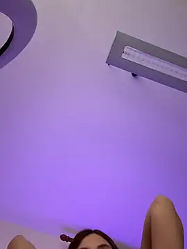 emma05 online show from 12-17-25, 07:30