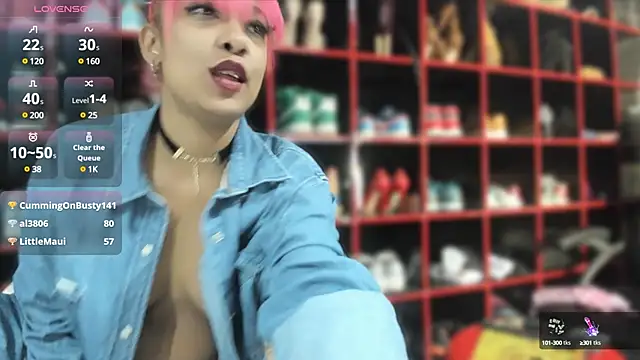 Snapshot of Indianbrownie chatting on 12-03-24, 12:19 Indianbrownie online show from 12-03-24, 12:19