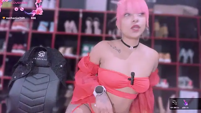 Snapshot of Indianbrownie chatting on 12-16-24, 09:09 Indianbrownie online show from 12-16-24, 09:09