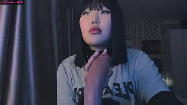 Snapshot of uko_sa chatting on 03-04-25, 05:03 uko sa online show from 03-04-25, 05:03