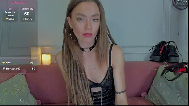 KellyFouler online show from 03-09-25, 05:28
