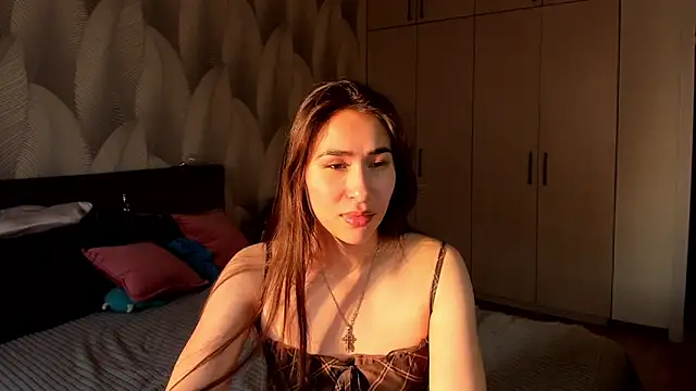 Bambiii bby online show from 10-31-25, 02:08