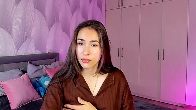 Snapshot of Bambiii_bby chatting on 09-14-25, 01:28 Bambiii bby online show from 09-14-25, 01:28