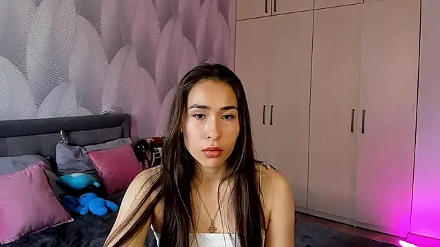 Snapshot of Bambiii_bby chatting on 09-15-25, 07:31 Bambiii bby online show from 09-15-25, 07:31