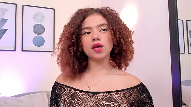 JulianaWaldo online show from 09-29-25, 02:55