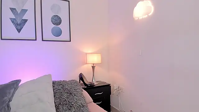 JulianaWaldo online show from 11-27-25, 03:34