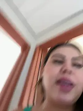 lariic online show from 07-01-26, 01:33