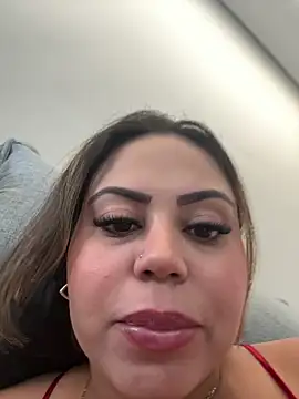 Snapshot of lariic chatting on 02-24-26, 03:13 lariic online show from 02-24-26, 03:13