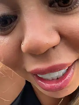 lariic online show from 04-06-26, 06:53