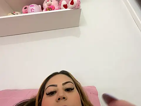 Snapshot of lariic chatting on 03-08-25, 02:30 lariic online show from 03-08-25, 02:30