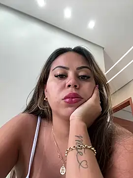 Snapshot of lariic chatting on 03-01-26, 01:11 lariic online show from 03-01-26, 01:11