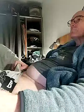 bogland33 online show from 02-15-26, 08:08