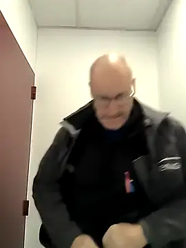 bogland33 online show from 10-10-25, 08:37