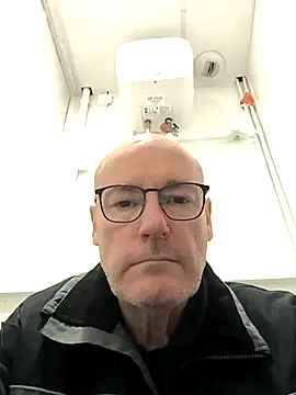 bogland33 online show from 10-31-25, 11:29