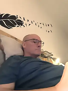 bogland33 online show from 12-04-25, 08:41