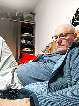 bogland33 online show from 03-23-26, 07:47