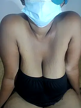 Snapshot of kumaricapalsex2 chatting on 11-15-25, 05:50 kumaricapalsex2 online show from 11-15-25, 05:50