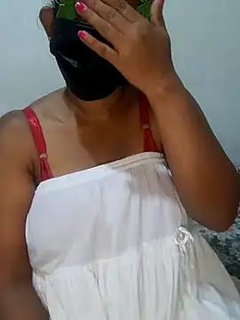 Snapshot of kumaricapalsex2 chatting on 01-20-25, 02:43 kumaricapalsex2 online show from 01-20-25, 02:43