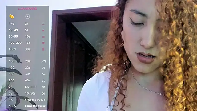 miss catalinaa online show from 06-11-26, 12:02