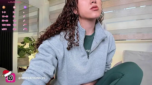 miss catalinaa online show from 12-17-25, 11:48