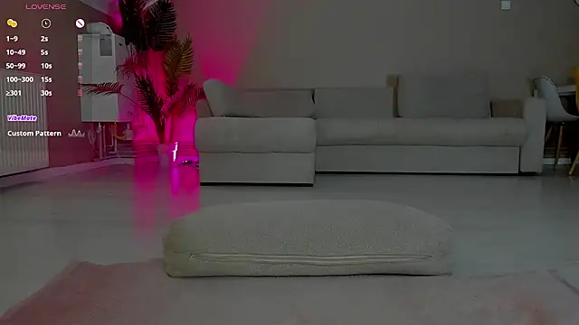 CurlyAnt0 online show from 11-19-25, 08:36