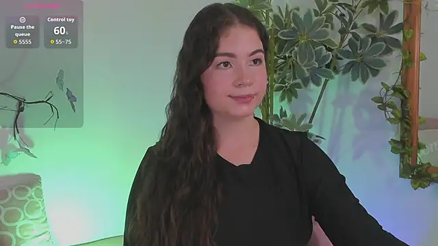 Snapshot of KarenPautt chatting on 04-29-26, 05:30 KarenPautt online show from 04-29-26, 05:30