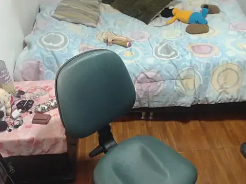 carolina linarez69 online show from 11-06-25, 11:31