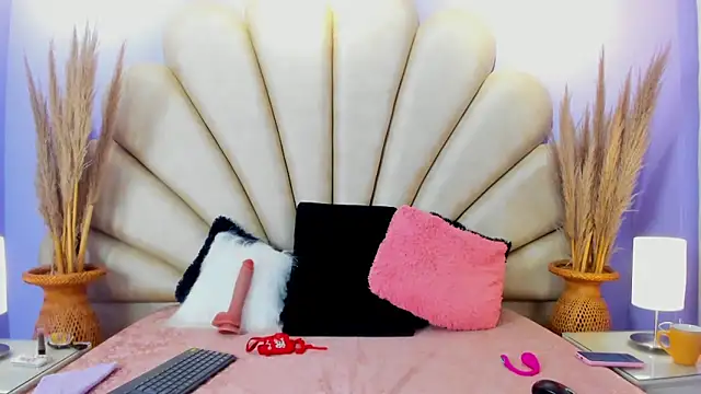 Anna  Spencer online show from 02-21-26, 02:46