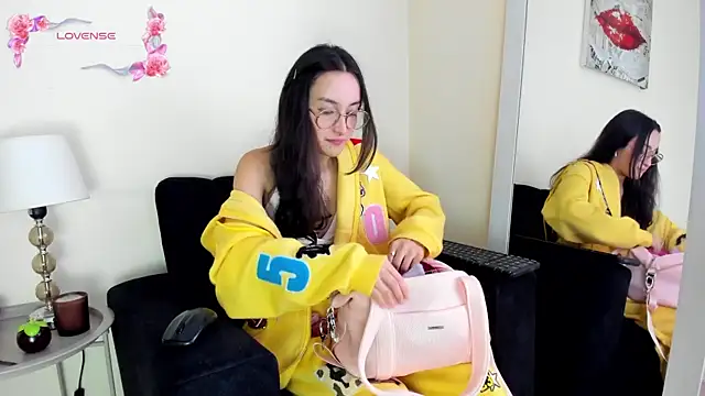its  angelica  online show from 07-25-26, 08:04