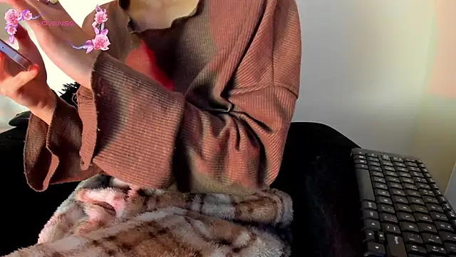 its  angelica  online show from 03-10-26, 12:36