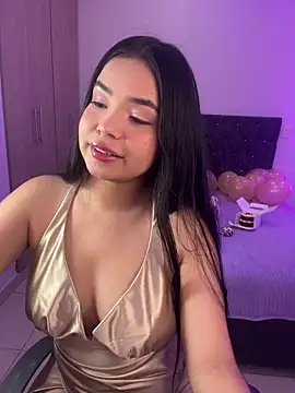 AuroraFiore online show from 06-15-26, 02:34