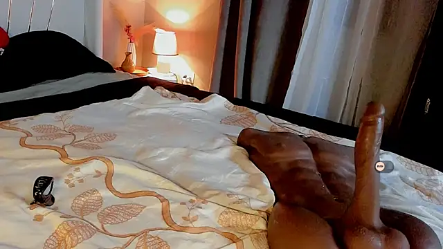 Snapshot of MimiRodriguez chatting on 10-11-25, 04:13 MimiRodriguez online show from 10-11-25, 04:13