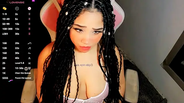 Snapshot of MimiRodriguez chatting on 03-11-25, 12:44 MimiRodriguez online show from 03-11-25, 12:44