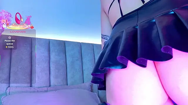 Snapshot of Doyeon_Dae chatting on 09-18-25, 02:36 Doyeon Dae online show from 09-18-25, 02:36