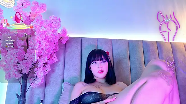 Snapshot of Doyeon_Dae chatting on 09-23-25, 02:51 Doyeon Dae online show from 09-23-25, 02:51