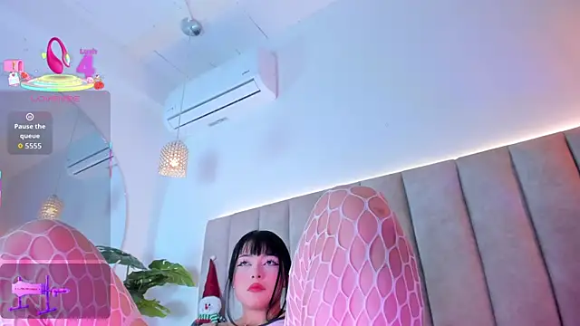 Doyeon Dae online show from 12-21-25, 04:30