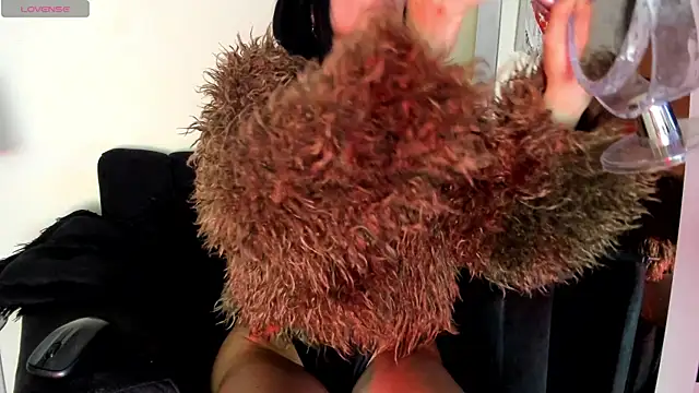 victoria  lace  online show from 04-02-26, 12:18