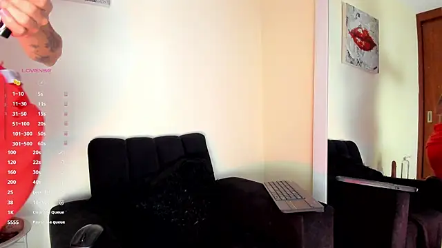 victoria  lace  online show from 12-16-25, 12:26