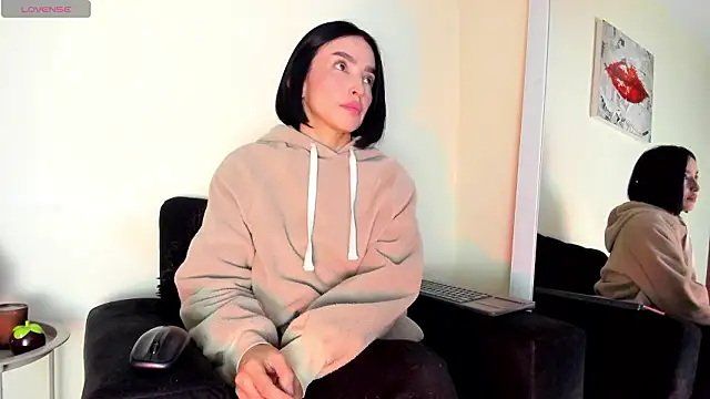 victoria  lace  online show from 02-27-26, 12:55