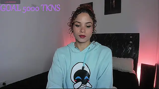 Snapshot of anna__duff chatting on 05-12-26, 12:22 anna duff online show from 05-12-26, 12:22
