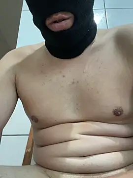 Snapshot of H_minas250 chatting on 04-07-26, 12:18 H minas250 online show from 04-07-26, 12:18