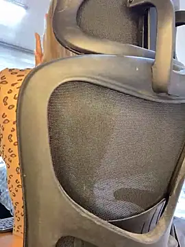 Snapshot of Anna_quinn chatting on 02-18-25, 01:22 Anna quinn online show from 02-18-25, 01:22