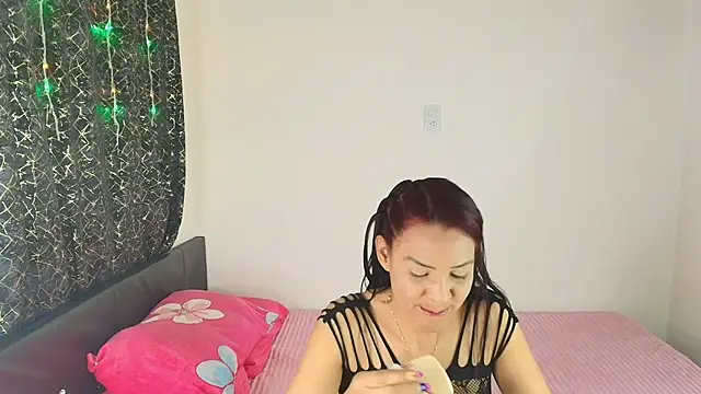 Snapshot of Lazy_Blake chatting on 09-09-25, 04:33 Lazy Blake online show from 09-09-25, 04:33