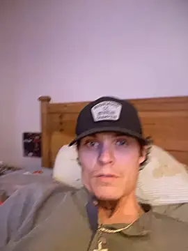 Snapshot of devinshd chatting on 01-30-25, 08:01 devinshd online show from 01-30-25, 08:01