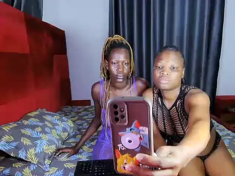 Snapshot of Crystal_x_ebony chatting on 06-19-26, 03:12 Crystal x ebony online show from 06-19-26, 03:12